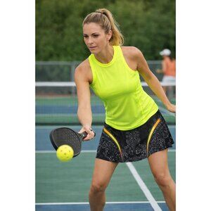Lucky in Love Paisley for Tennis/Pickleball Skort, Yellow Tank (NEW), Size SMALL